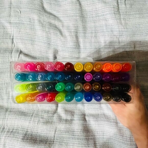 ARTSMITH Dual Tip Markers - 48 count - Picture 4 of 7